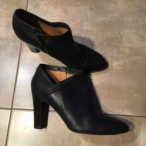 Via Spiga soft leather ankle boot chunky heel
